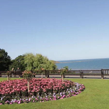 Sailors * Filey